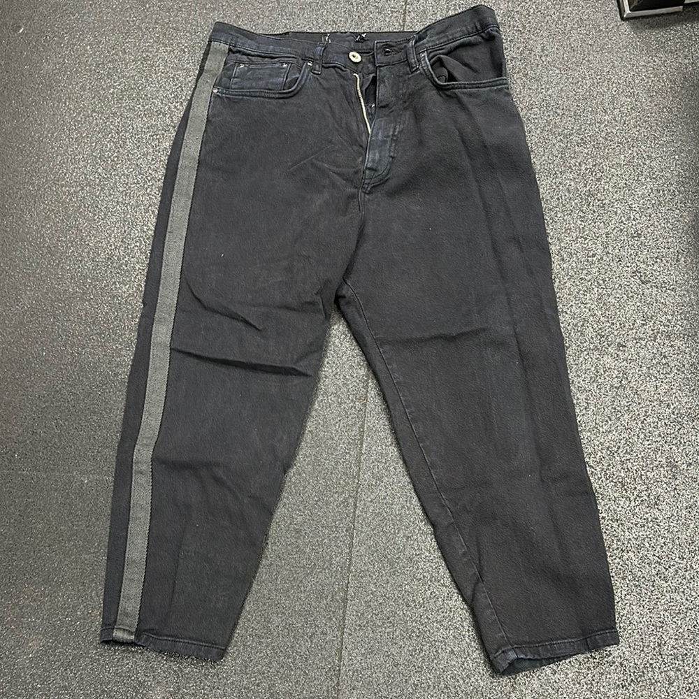 Zara Man Long Black Denim Shorts Size 30”